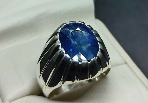 Buy natural blue sapphire in a male silver ring, 11 carats wight