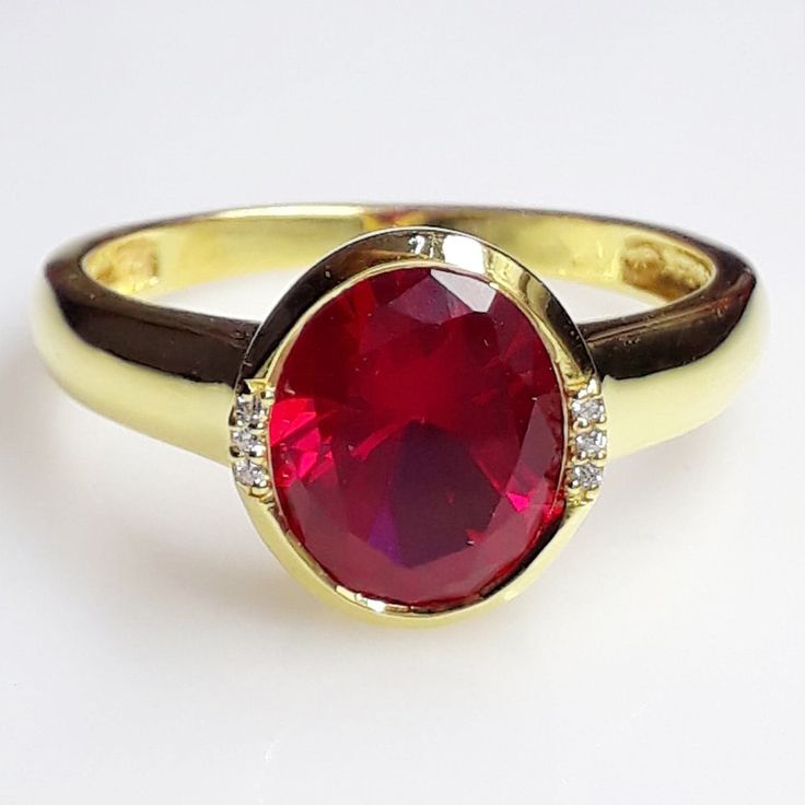 Buy beautiful ruby female Ring in 925 sterling silver with gold coating 9carats