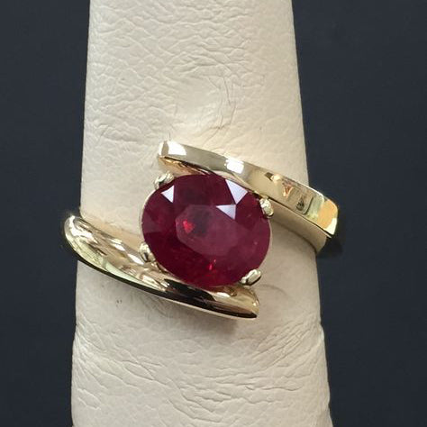 Ruby Female Ring Grade 1 (6 Carats)