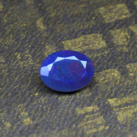 Buy Natural blue sapphire 10.40 carats (south Africa)