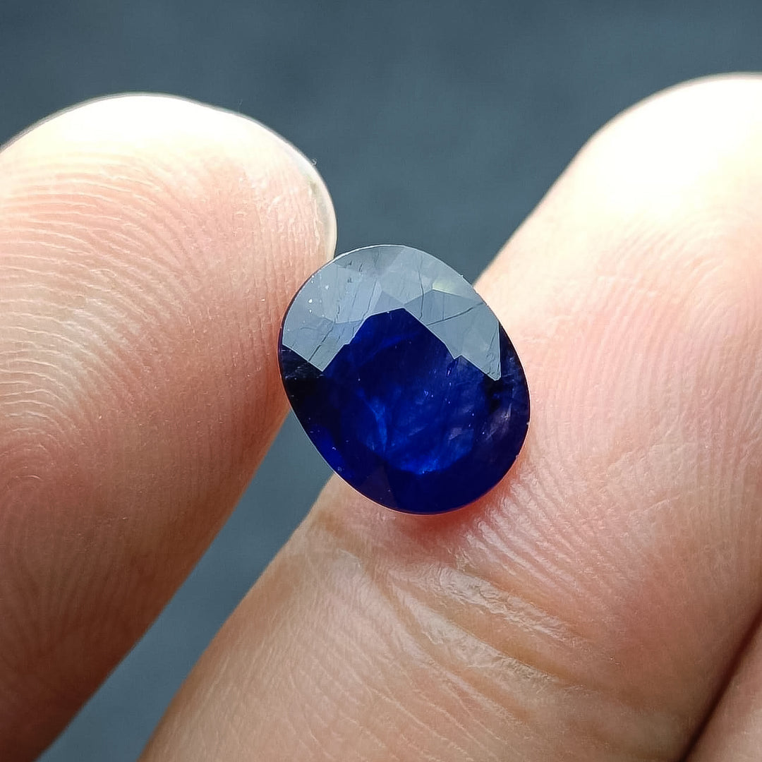 Buy natural blue sapphire seven (7.80ctw)