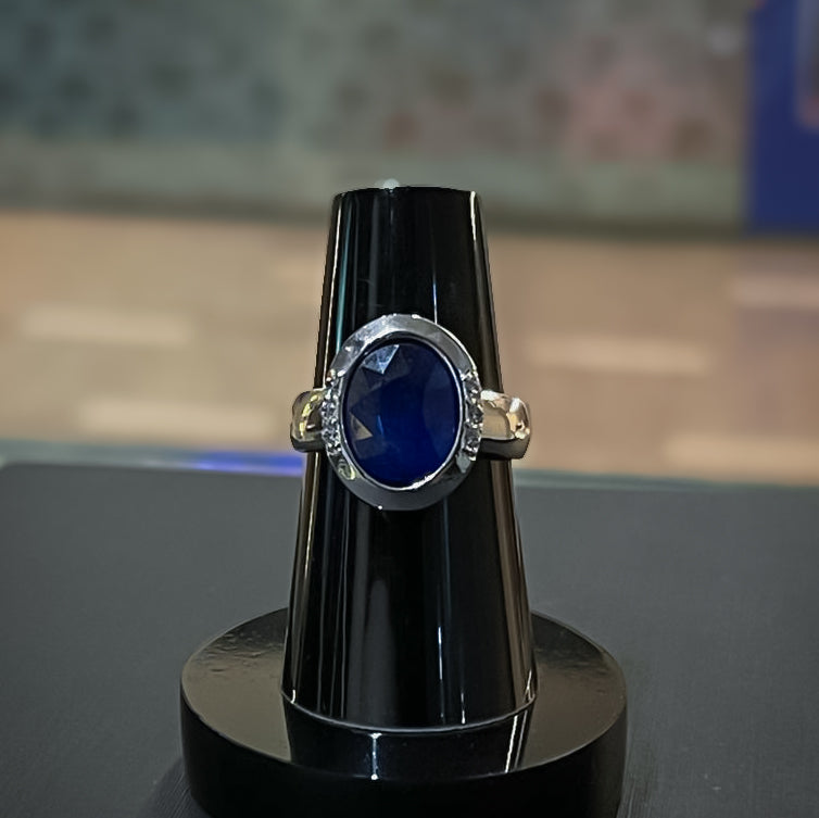 Premium quality, blue sapphire, 12 carat South African
