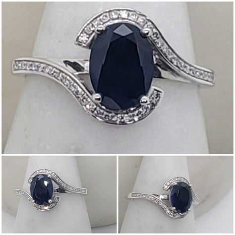 Natural Blue sapphire in silver female Royal style, Ring 10 carats