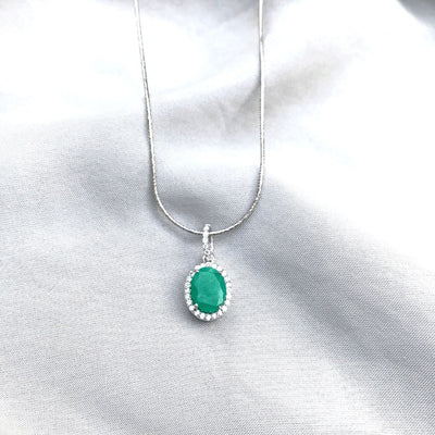 Natural Emerald 5 carat in dedicated silver pendant Grade1
