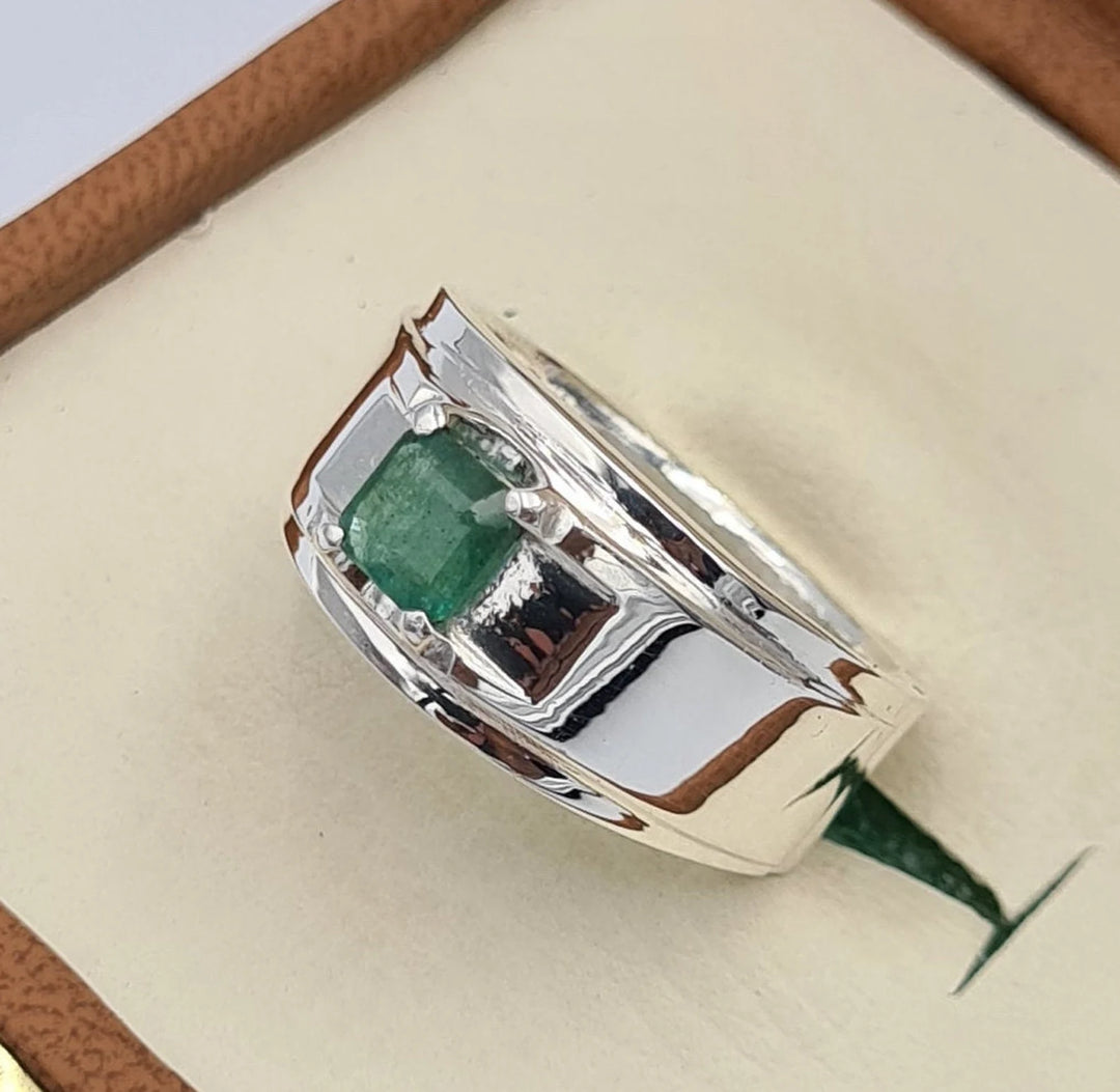 AstroGems Natural 4-Carat Grade 1 Emerald Men's Ring - Sterling Silver