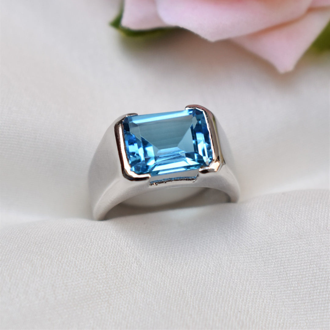 Swiss Blue Topaz Ring Sterling Silver 925 (10 Carats)