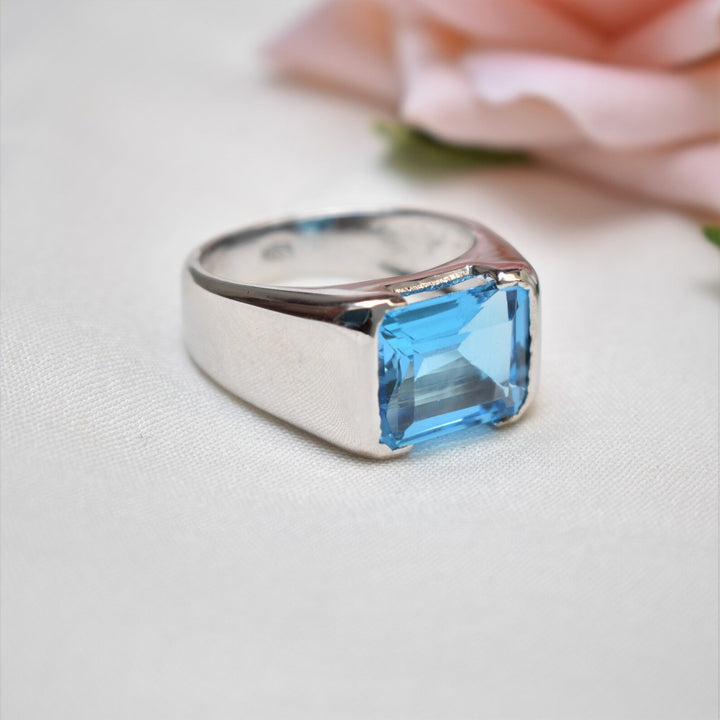 Swiss Blue Topaz Ring Sterling Silver 925 (10 Carats)