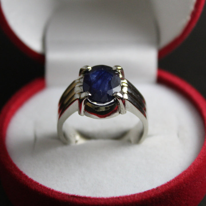 Blue Sapphire 8carats (Grade 3) (Silver ring Unisex)