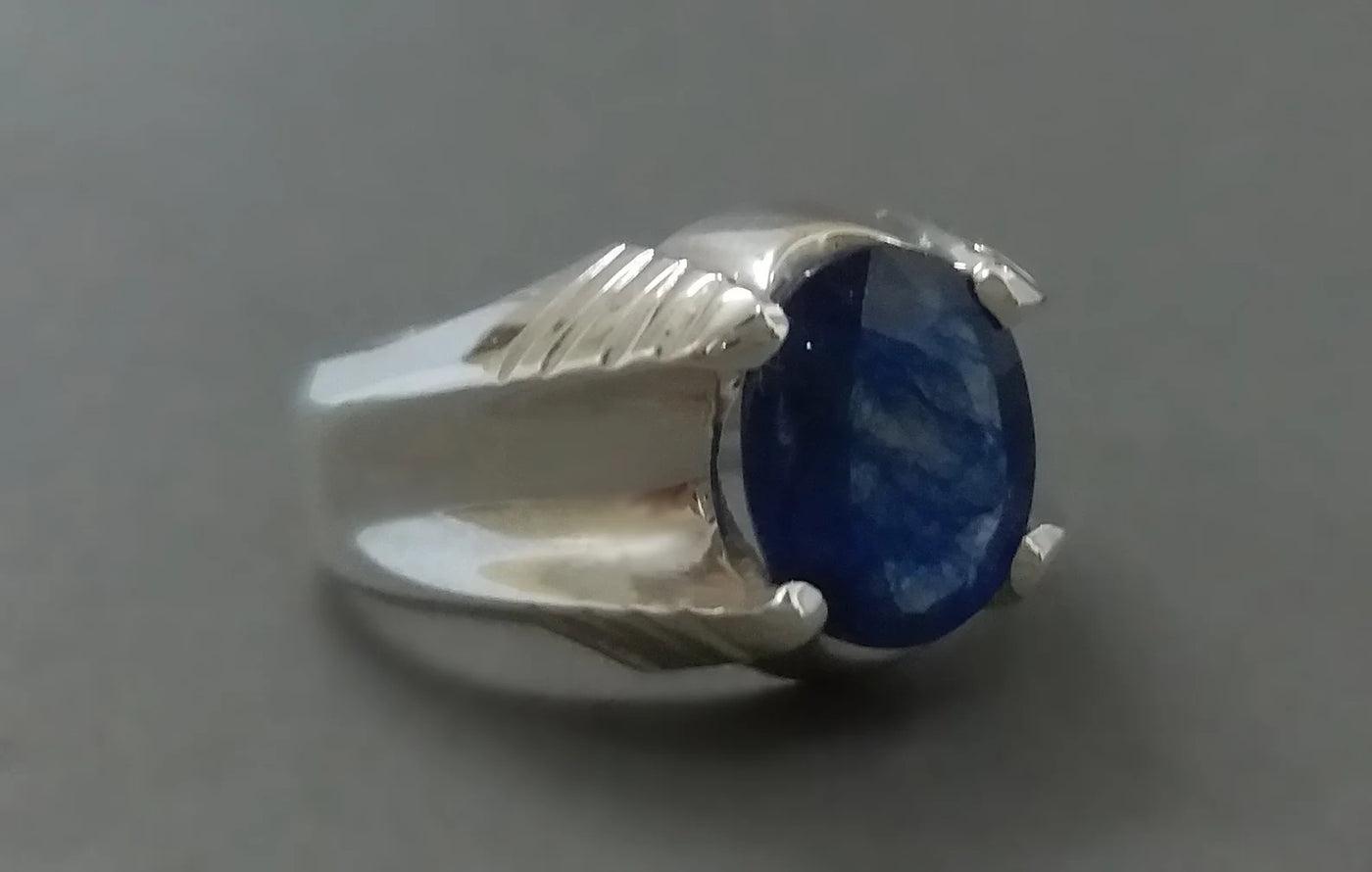 Natural Kashmir Sapphire,( 10 karat grade 2) in silver ring