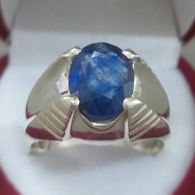 Natural Kashmir Sapphire,( 10 karat grade 2) in silver ring