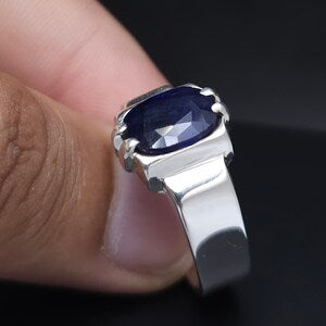 8 Carat Natural Blue Sapphire in Silver 925 Ring (Grade 1)