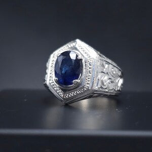 10 Carat Natural Blue Sapphire in Silver 925 Ring (Grade 1)