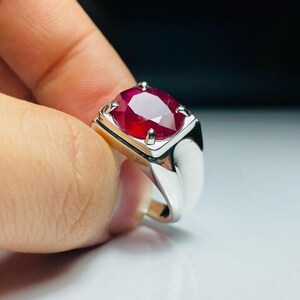 10 Carat Natural Ruby in 925 Silver Ring - Grade 1